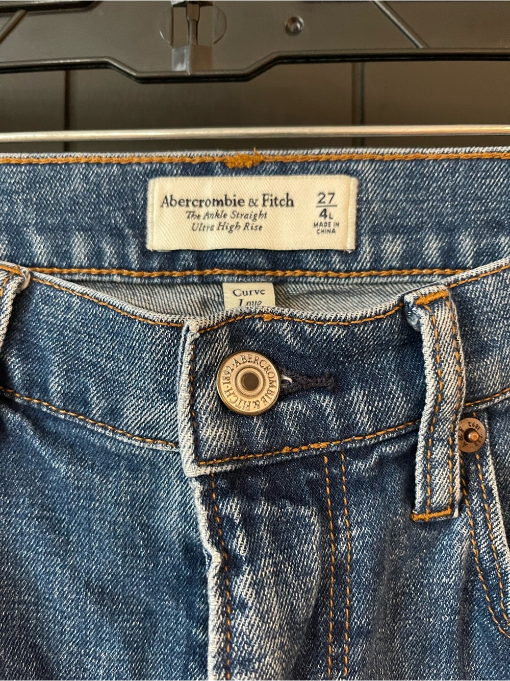 Abercrombie & Fitch Women's Ultra High Rise Ankle Straight Jeans - 27 Long